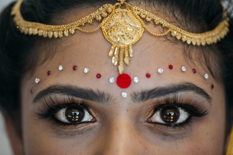Indian woman with bindi